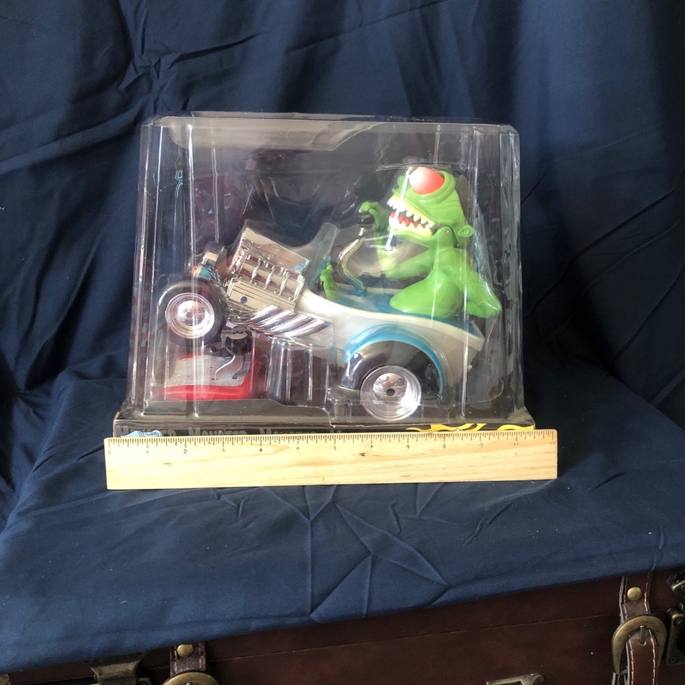 Rat Fink Zoomin Zombies remote control dune buggy new old stock